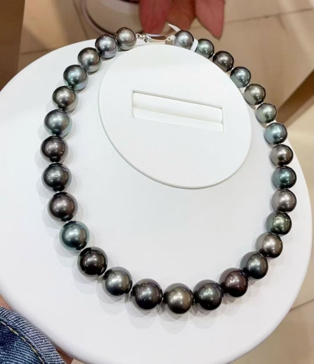 AAA-Grade Tahitian Black Pearl Strand Necklace, Natural Peacock Overtones, 14K Gold Clasp